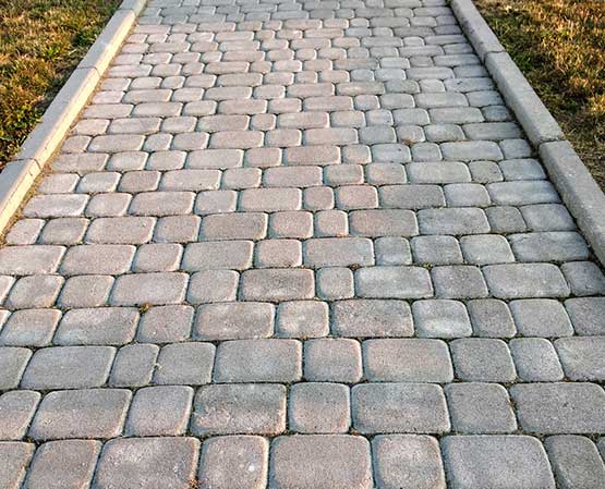 Custom paver installations on the Eastern Shore of Maryland and Delaware.